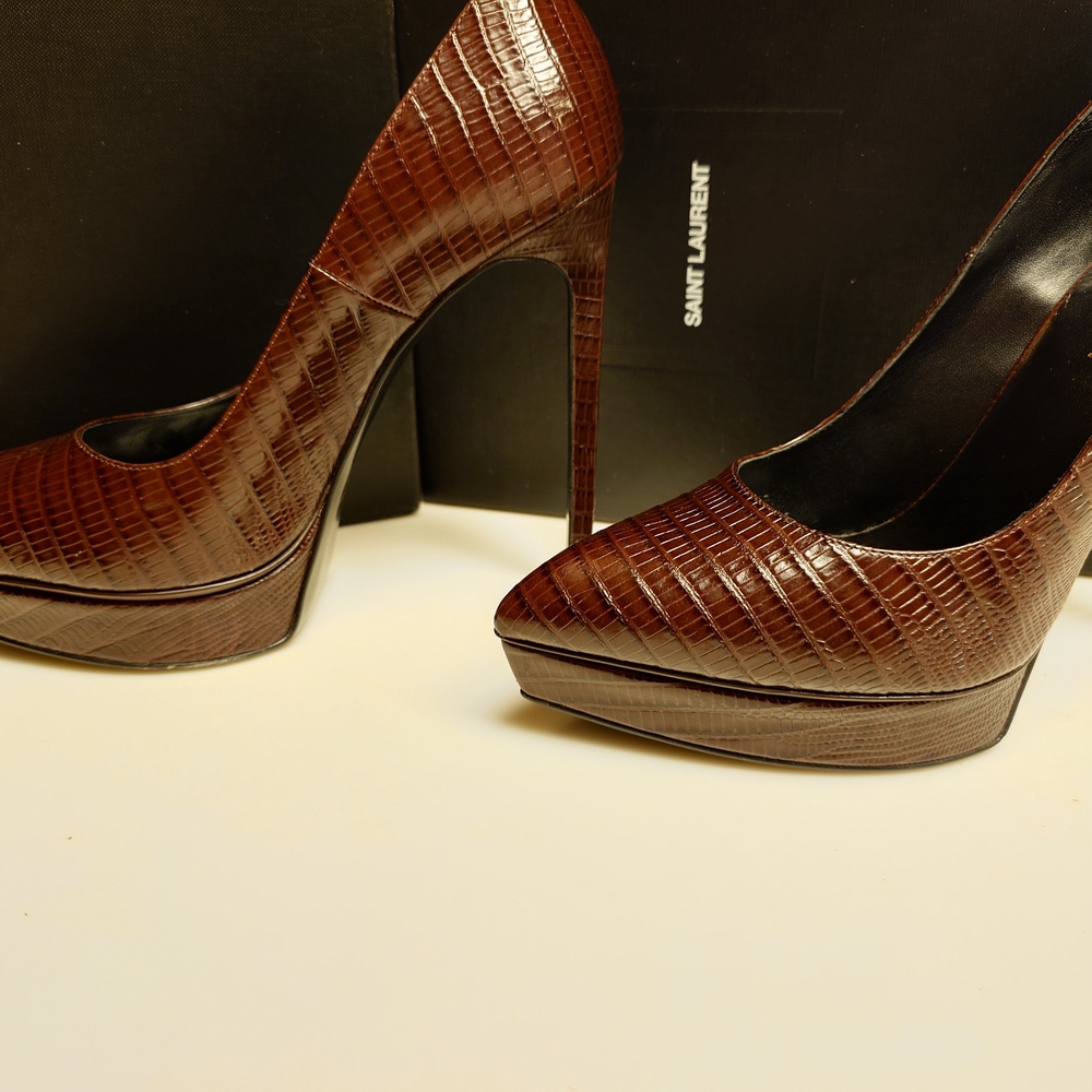 Saint Laurent Women's Brown Croc-Embossed Shoes - Picture 6 of 14